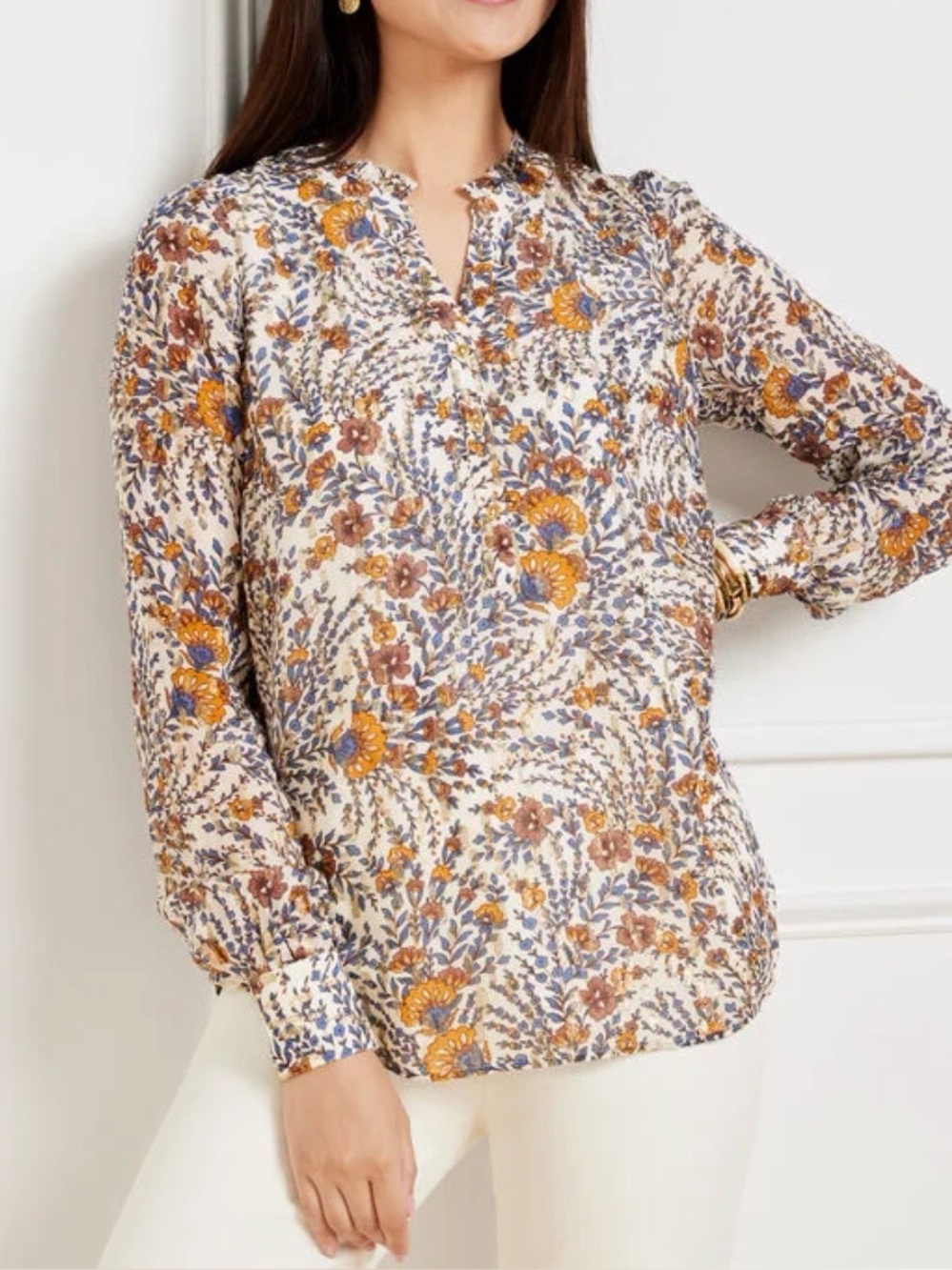 Talbots Cream Metallic Gold Botanical Floral Button V Neck Peasant Blouse